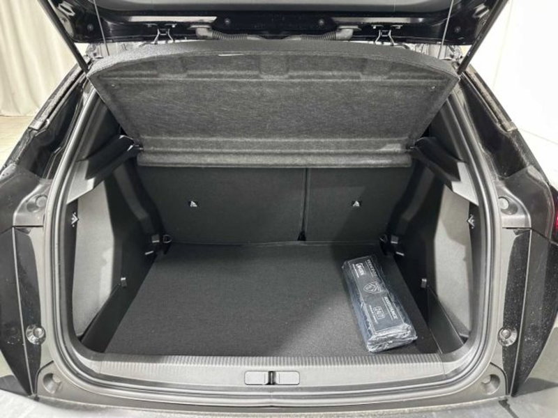 Peugeot 2008 nuova a Sondrio (15)