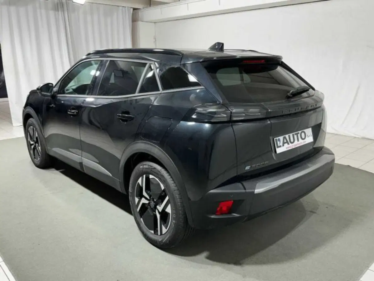 Peugeot 2008 nuova a Sondrio (3)