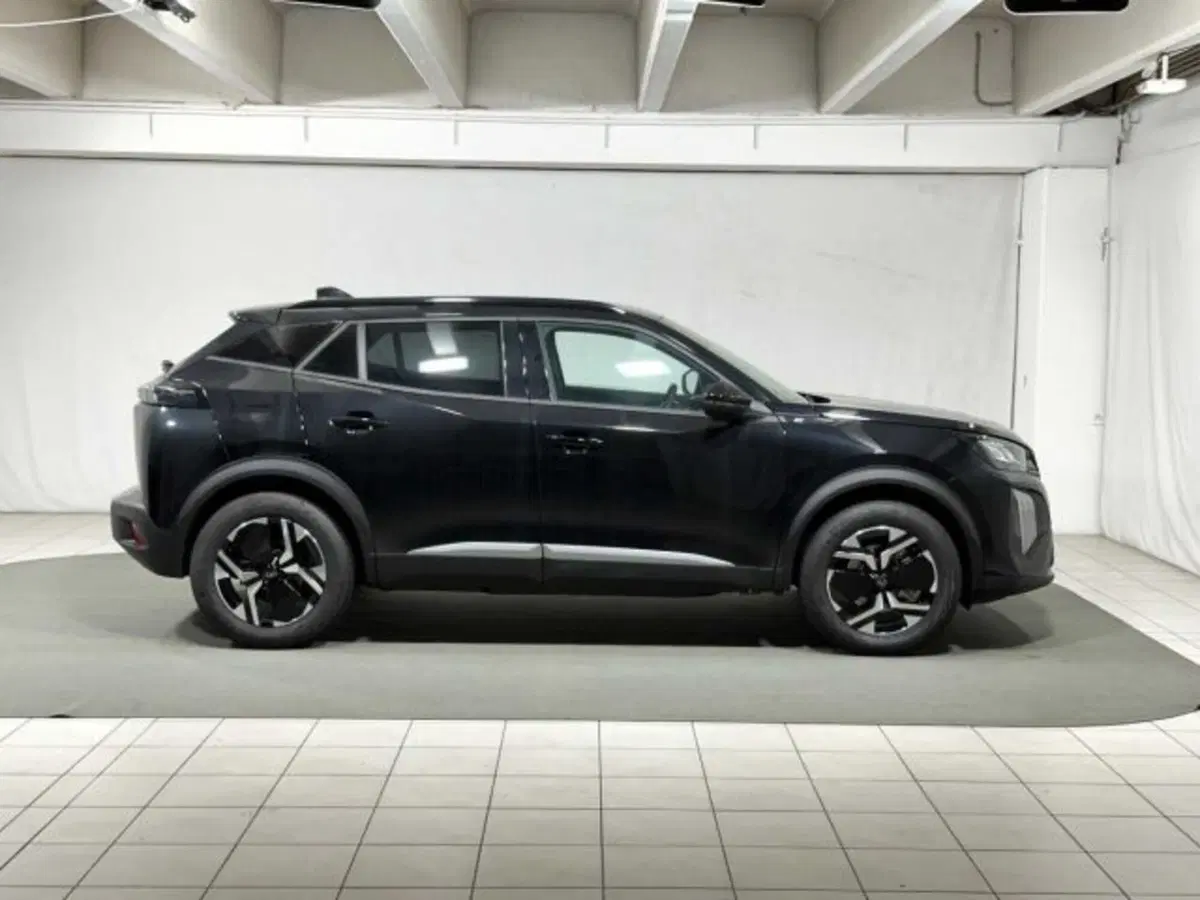 Peugeot 2008 nuova a Sondrio (6)