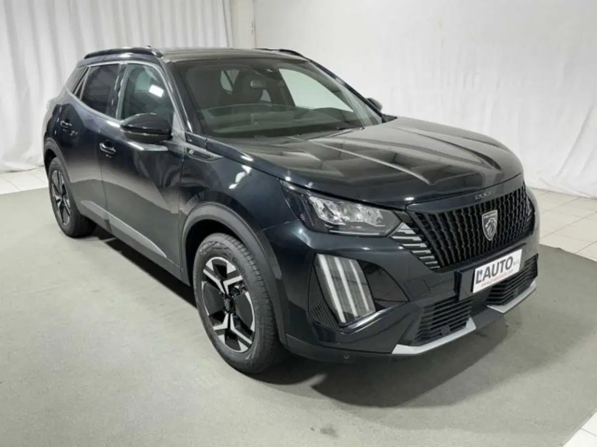 Peugeot 2008 nuova a Sondrio (7)