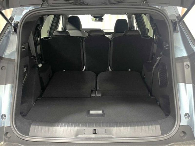 Peugeot 5008 nuova a Sondrio (9)