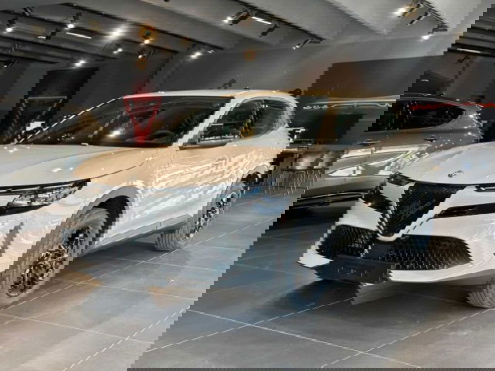 Alfa Romeo Junior nuova a Sondrio