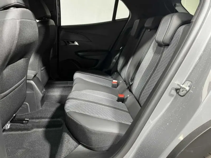 Peugeot 2008 nuova a Sondrio (10)