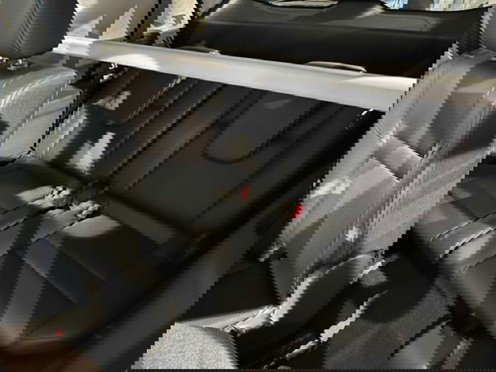 Nissan X-Trail nuova a Sondrio (12)