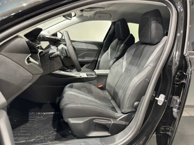 Peugeot 308 nuova a Sondrio (4)