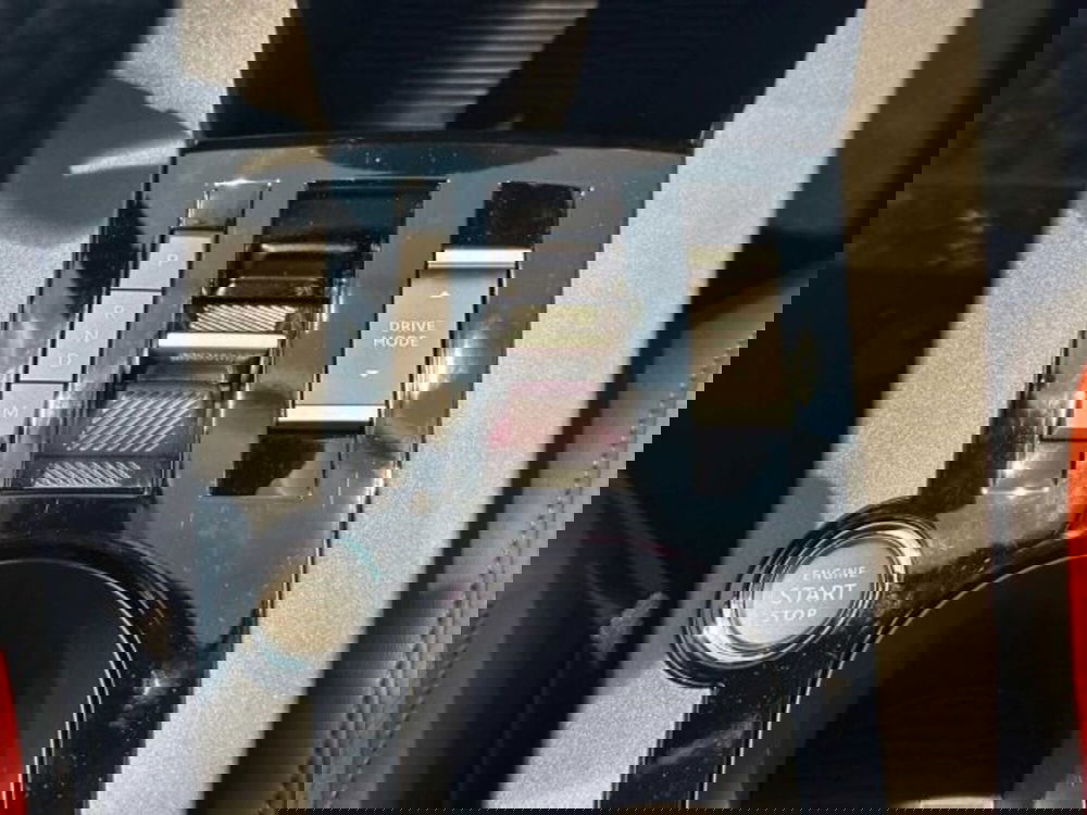 Lancia Ypsilon nuova a Sondrio (19)