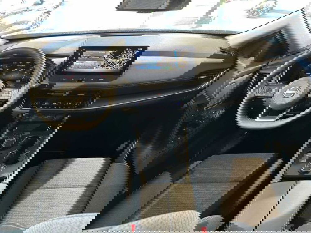 Nissan X-Trail nuova a Sondrio (12)