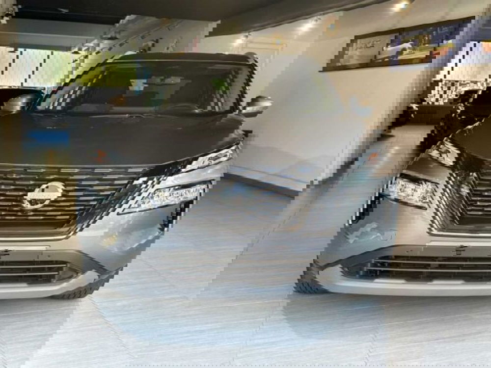 Nissan X-Trail nuova a Sondrio (8)