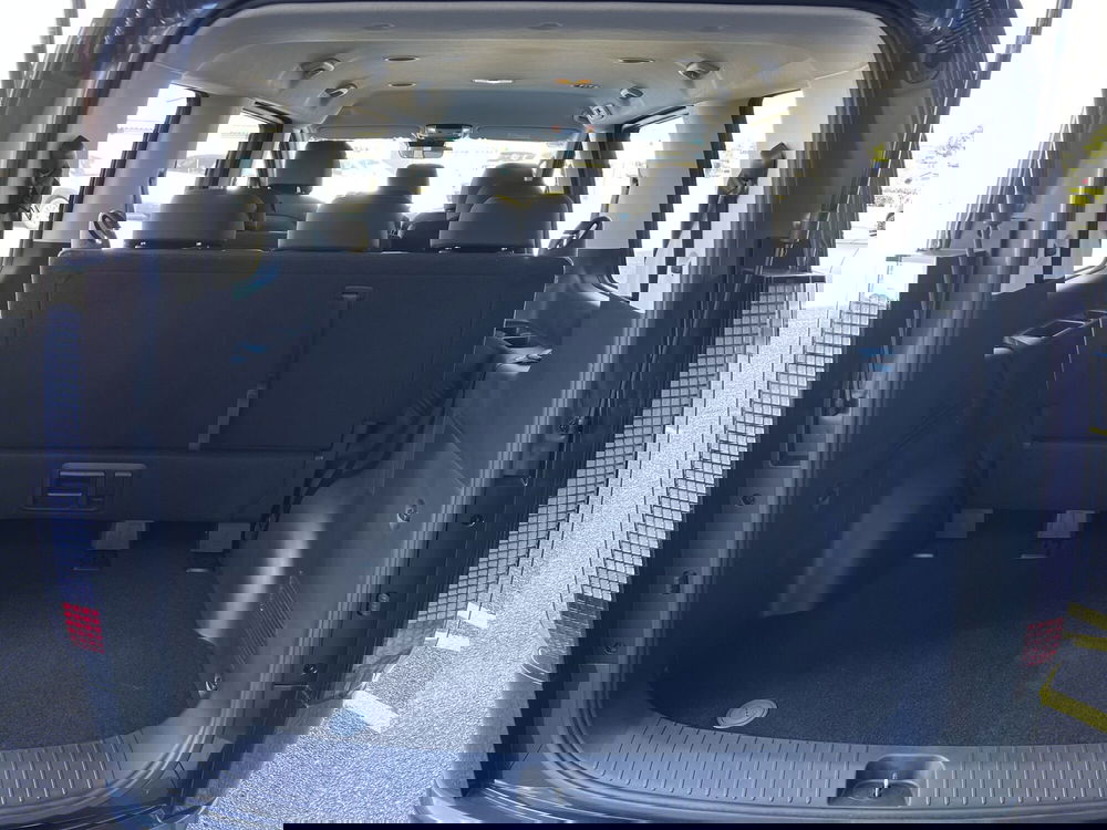 Hyundai Staria nuova a Vercelli (6)