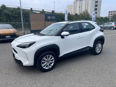 Toyota Yaris Cross 1.5 Hybrid 5p. E-CVT Active del 2023 usata a Piacenza