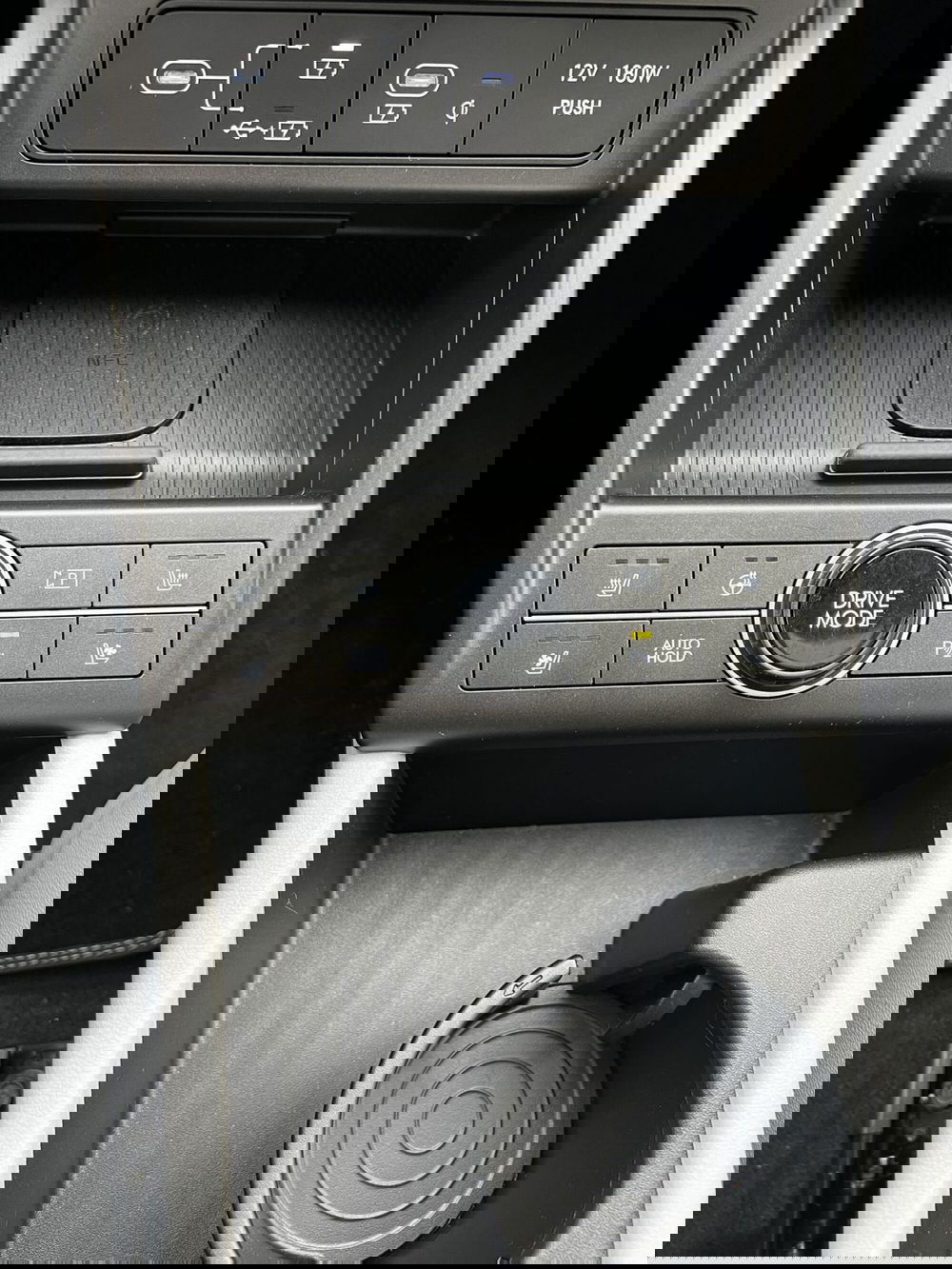 Hyundai Kona usata a Vercelli (18)