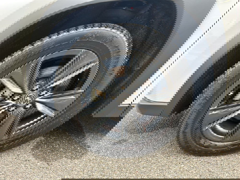 Lexus UX usata a Piacenza (10)