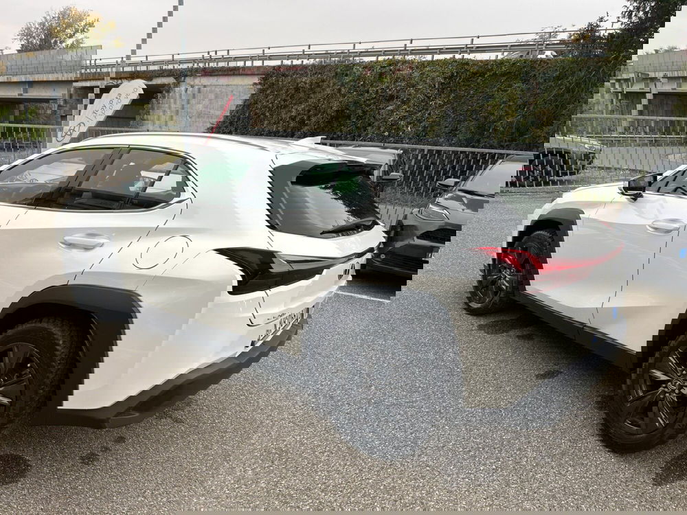Lexus UX usata a Piacenza (5)