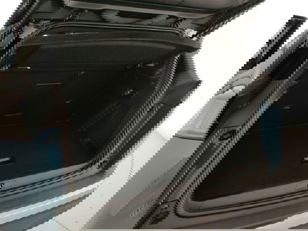 Peugeot 3008 usata a Caserta (8)