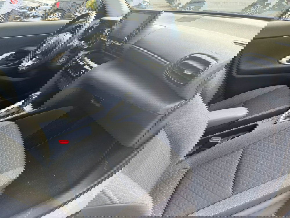 Toyota Yaris Cross usata a Salerno (20)