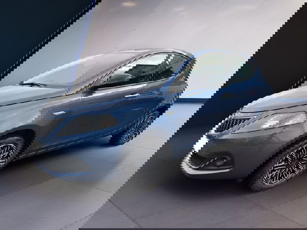 Lancia Ypsilon usata a Torino (2)