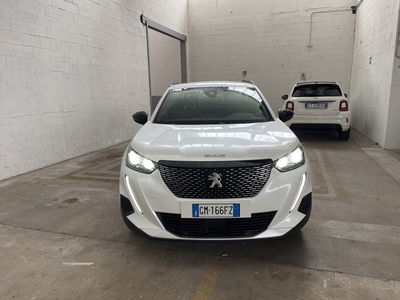 Peugeot 2008 1.2 puretech Active s&amp;s 100cv del 2023 usata a Torino