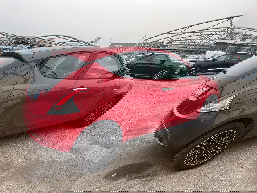 Lancia Ypsilon usata a Torino (4)