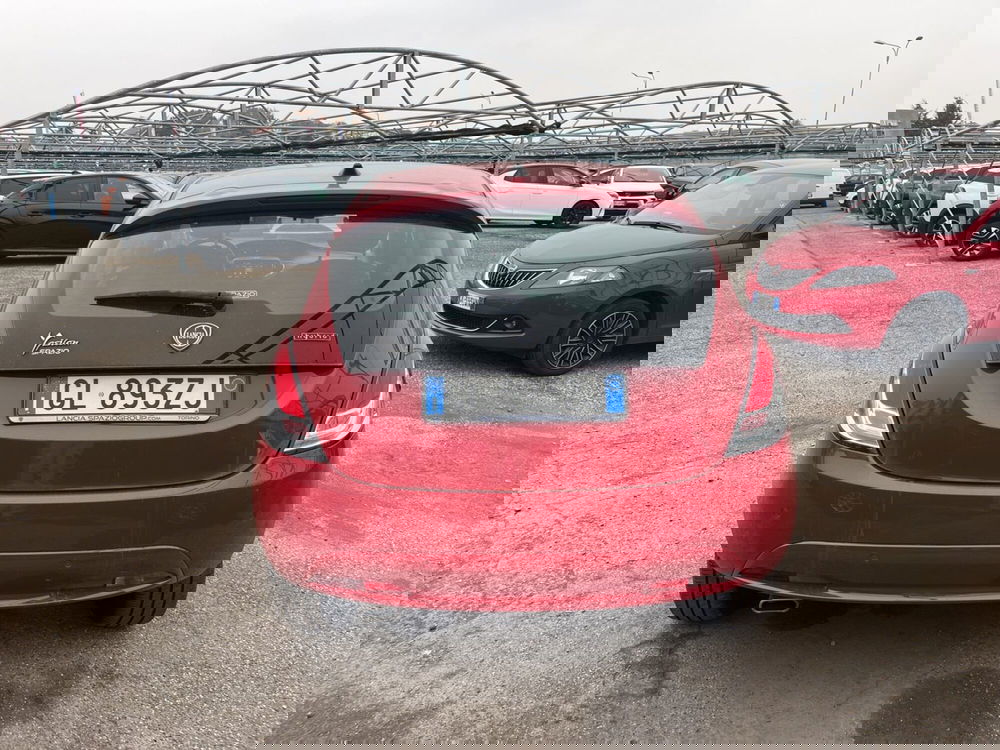 Lancia Ypsilon usata a Torino (5)