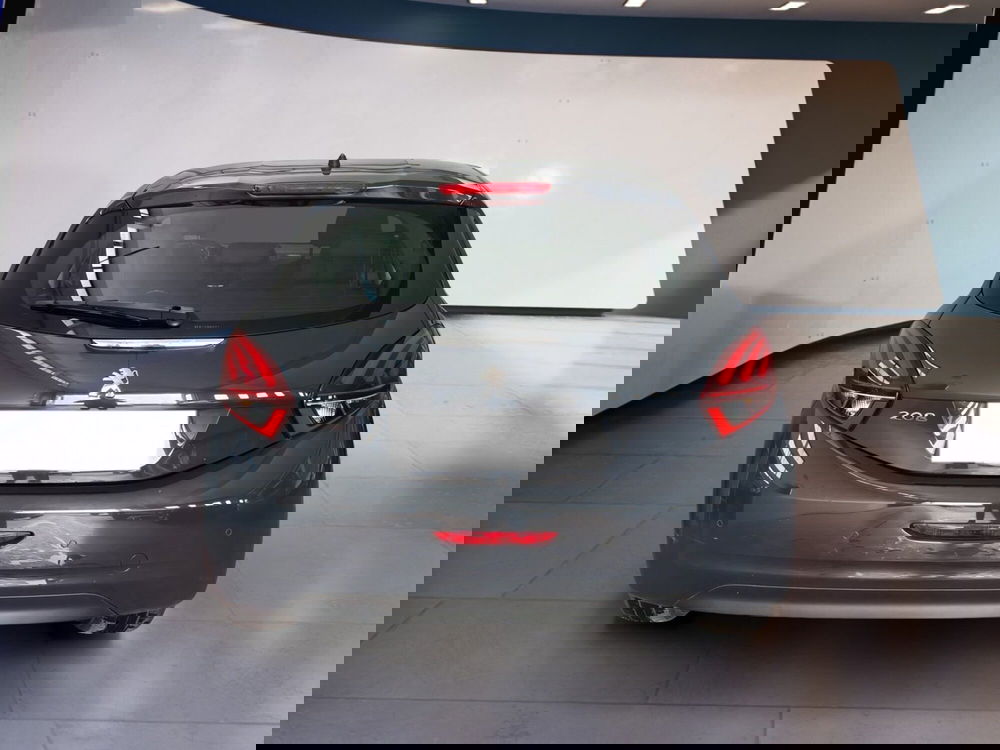 Peugeot 208 usata a Torino (6)