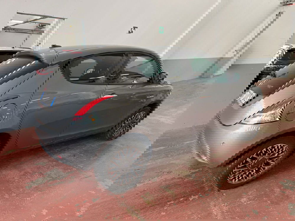 Lancia Ypsilon usata a Torino (4)