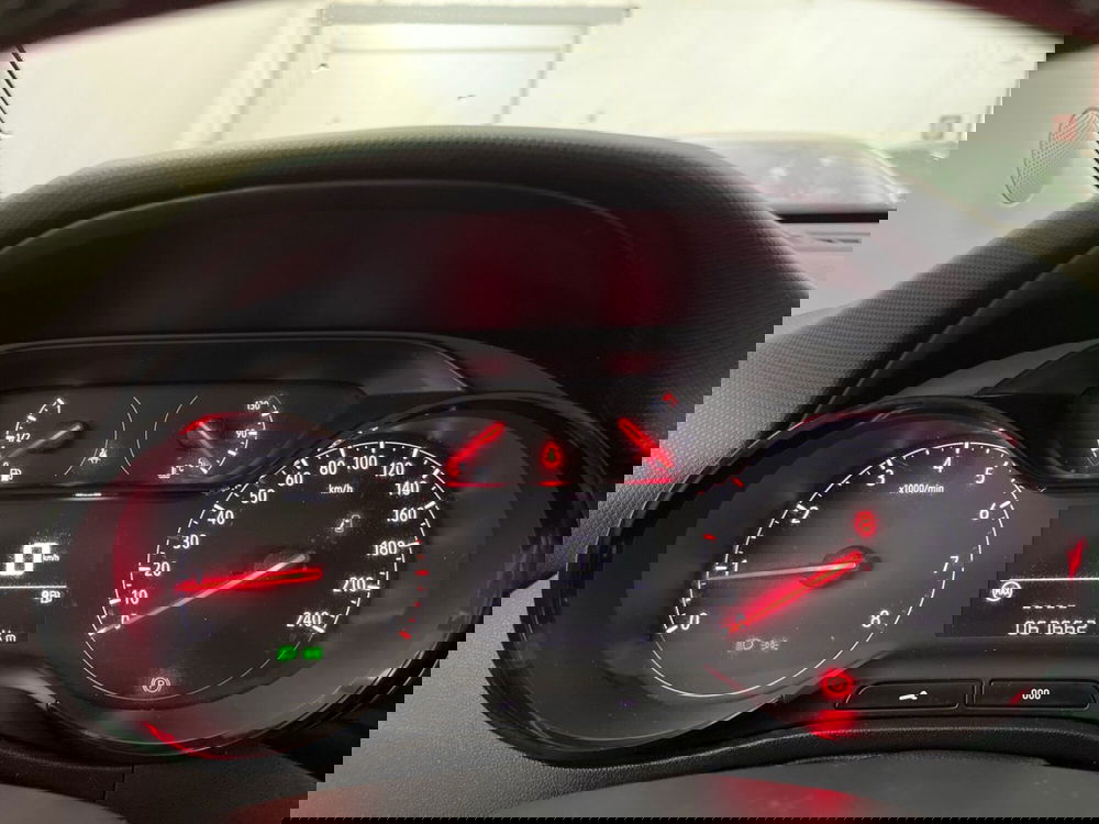 Opel Crossland X usata a Torino (15)