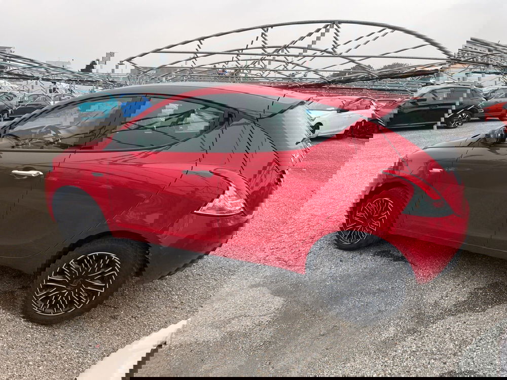 Lancia Ypsilon usata a Torino (6)