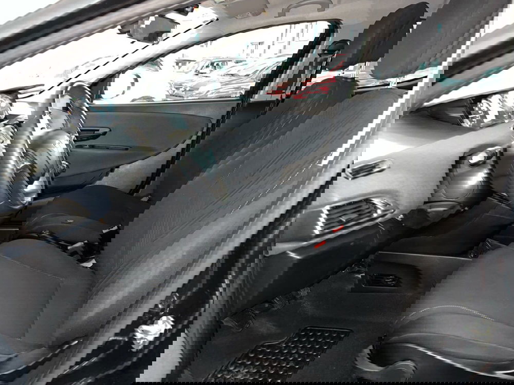 Lancia Ypsilon usata a Torino (10)