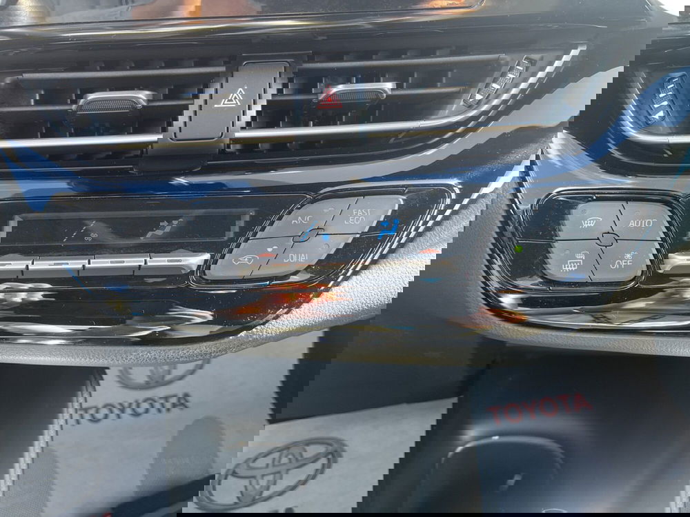 Toyota Toyota C-HR usata a Ragusa (15)