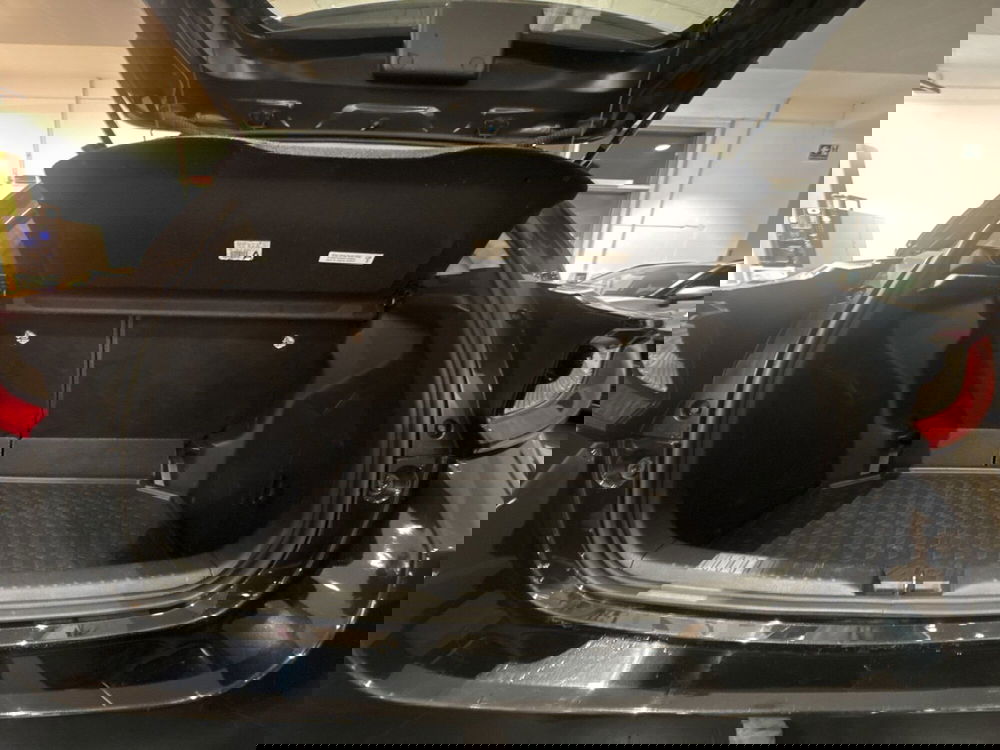 Toyota Yaris nuova a Nuoro (15)