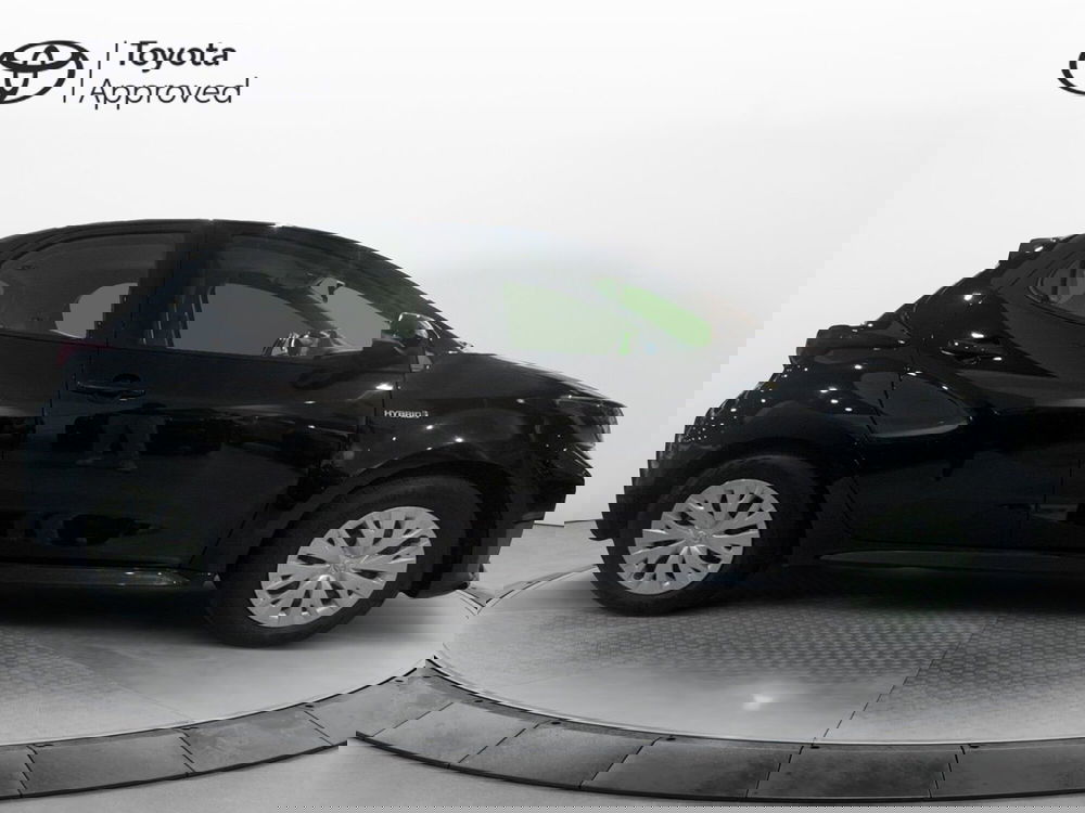 Toyota Yaris nuova a Nuoro (4)