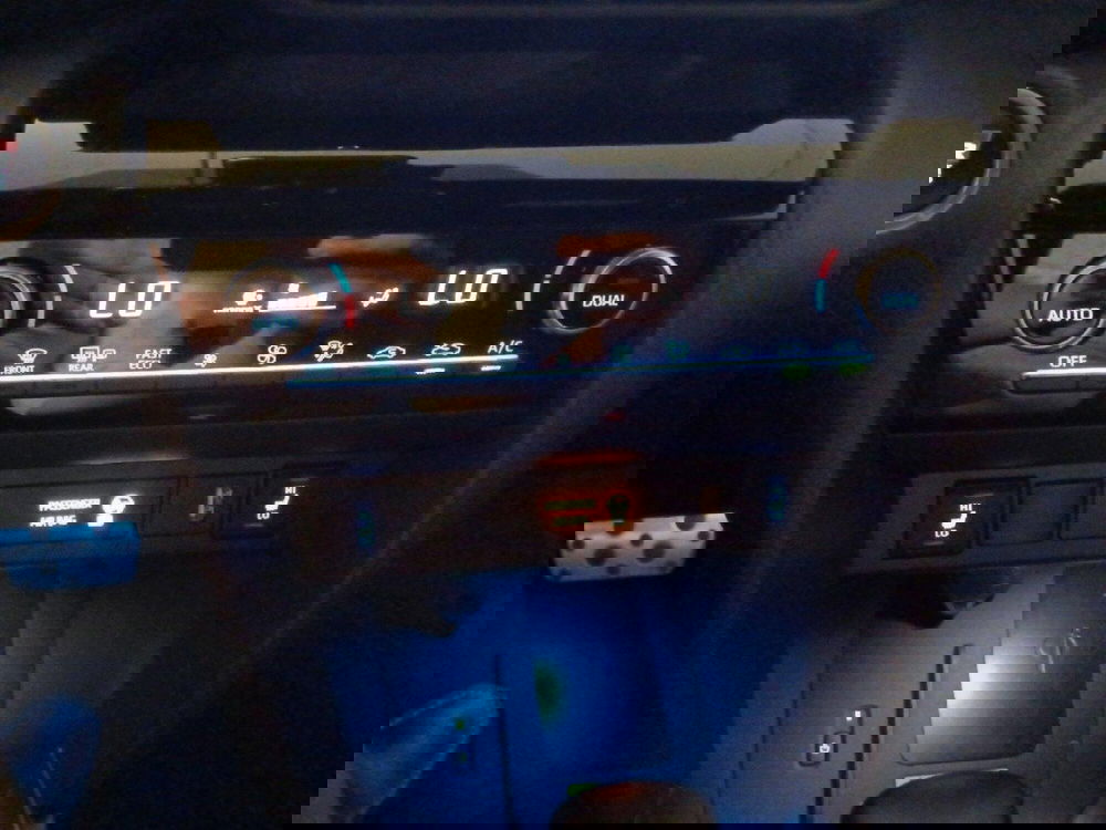 Toyota Yaris Cross usata a Milano (16)