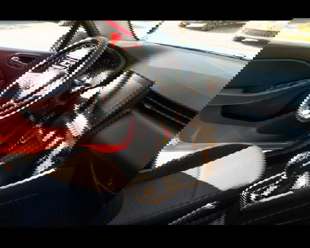 Renault Clio usata a Venezia (13)