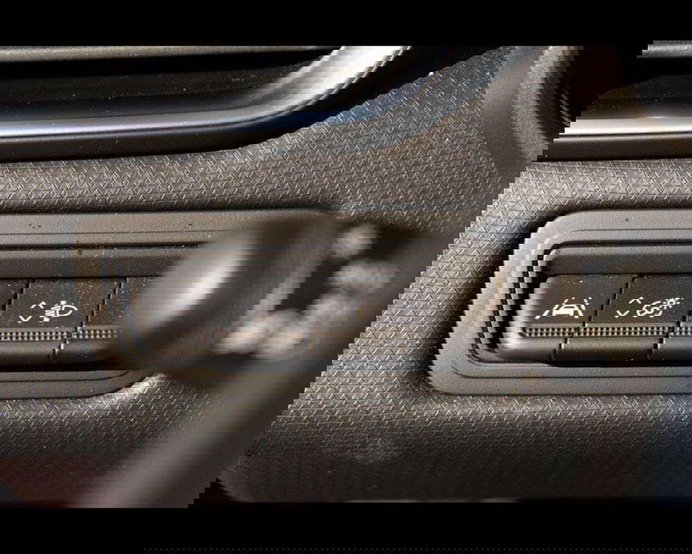 Renault Clio usata a Venezia (18)