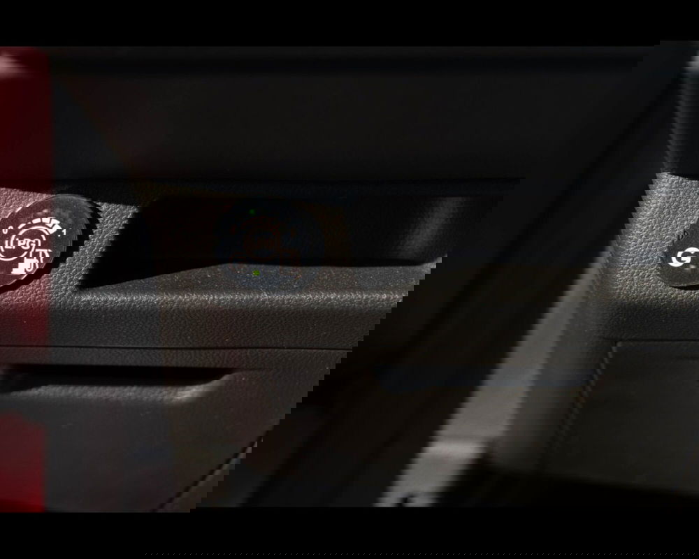 Renault Clio usata a Venezia (19)