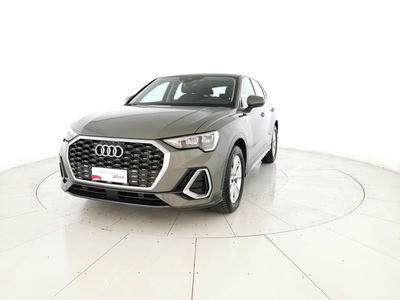 Audi Q3 Sportback 35 2.0 tdi S line edition s-tronic del 2024 usata a San Giovanni Teatino