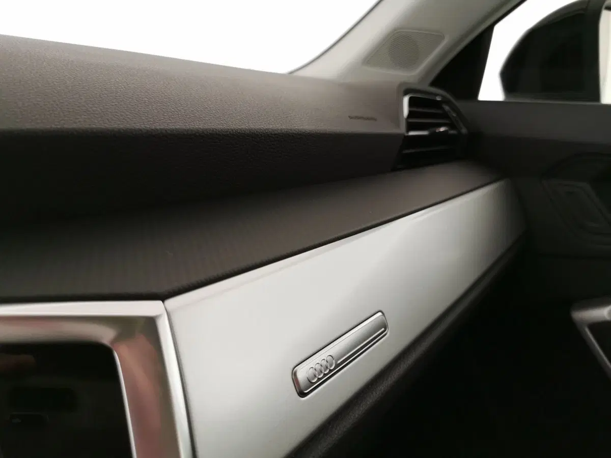 Audi Q3 Sportback usata a Chieti (12)