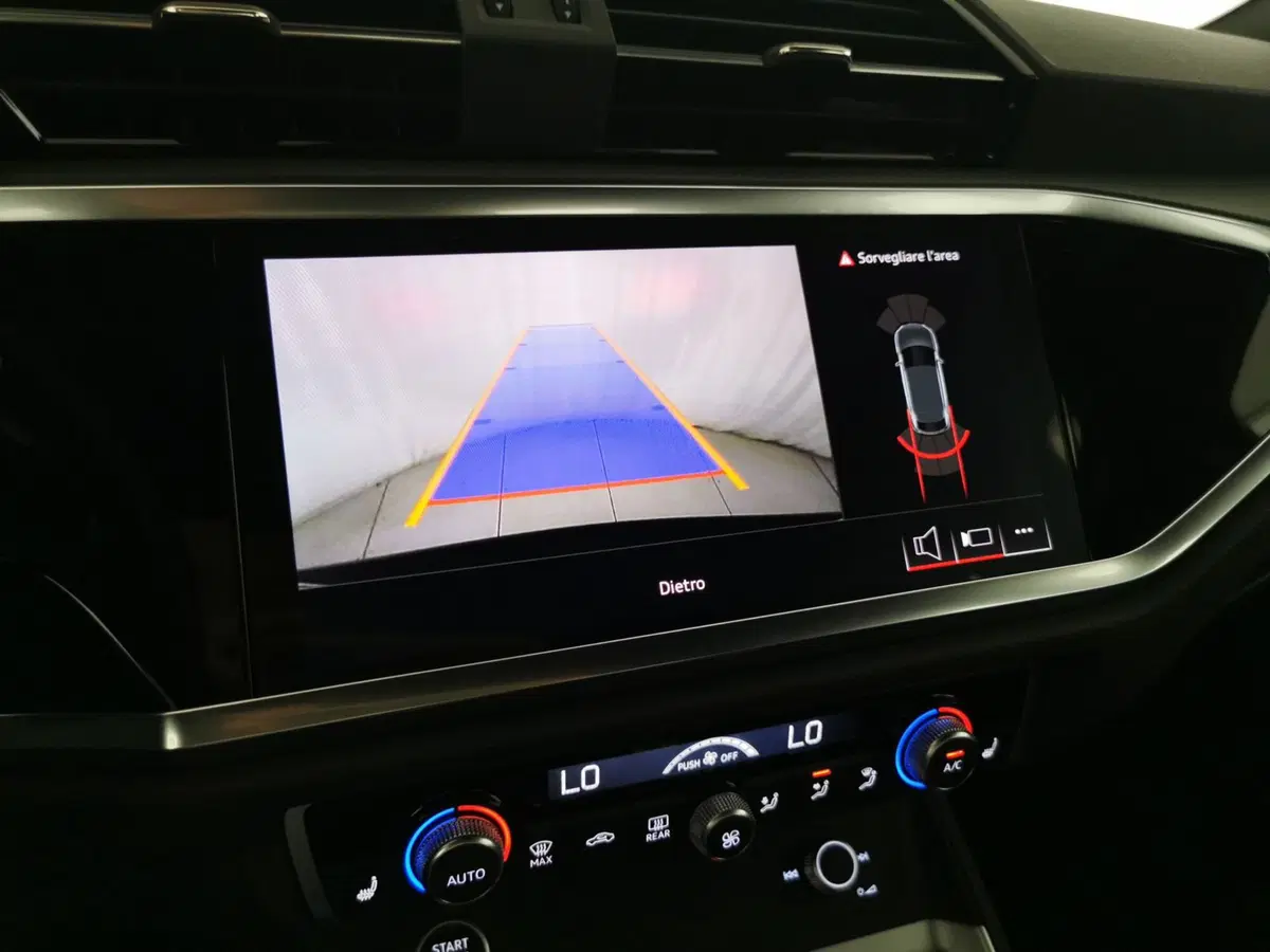 Audi Q3 Sportback usata a Chieti (18)