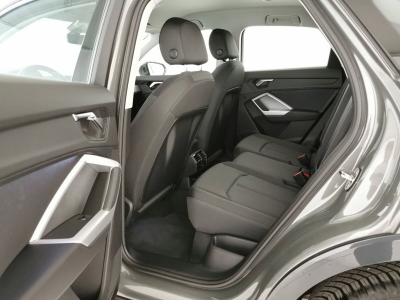 Audi Q3 Sportback usata a Chieti (6)