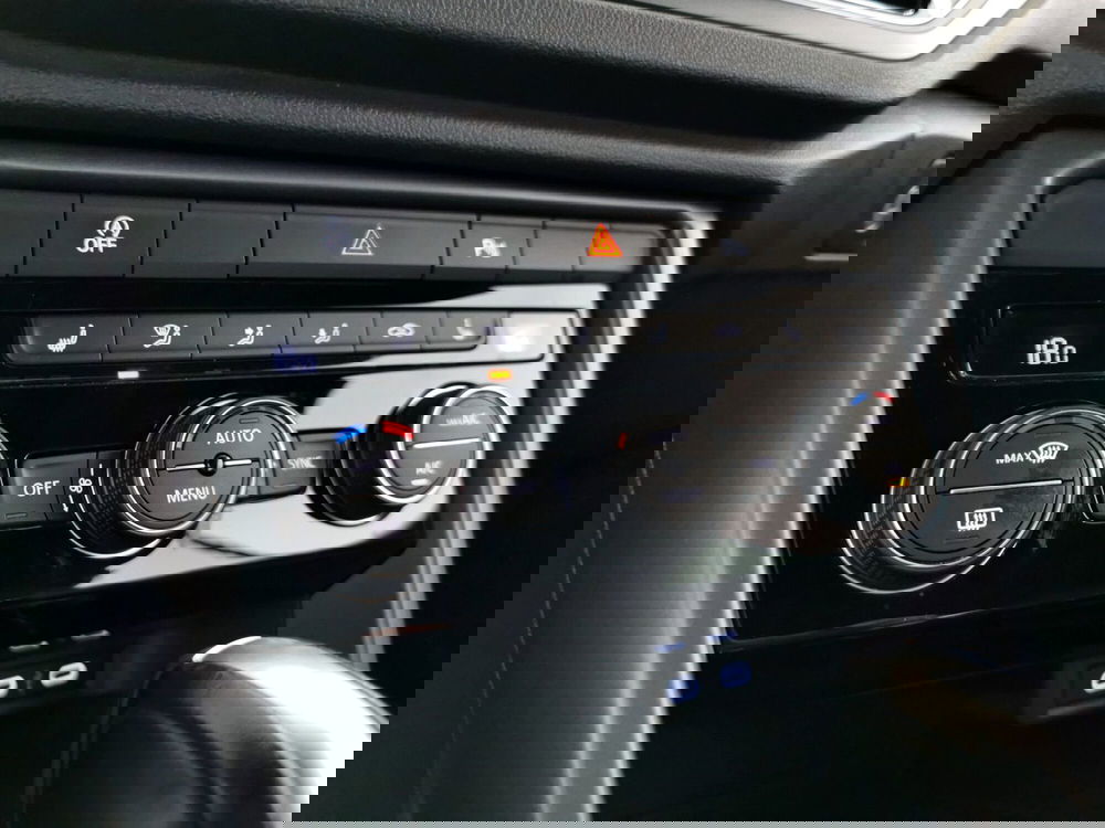 Volkswagen T-Roc Cabrio usata a Chieti (10)