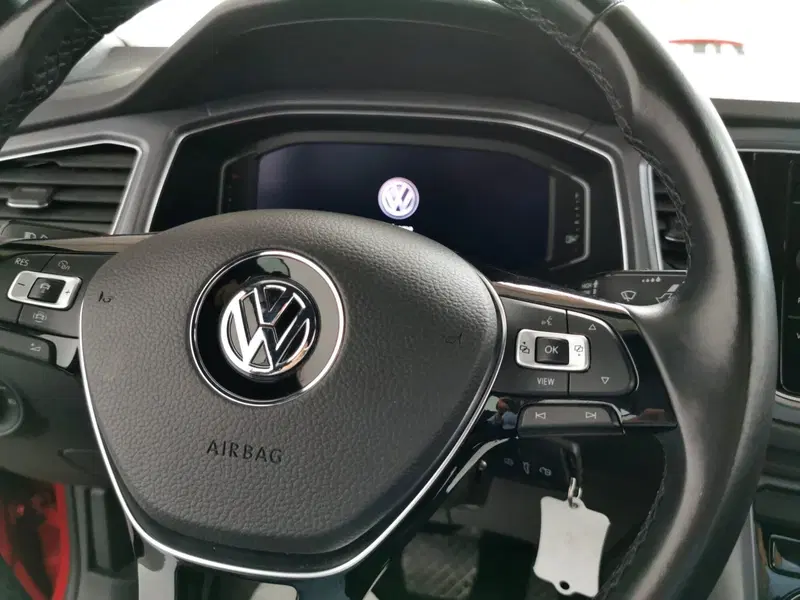 Volkswagen T-Roc Cabrio usata a Chieti (7)