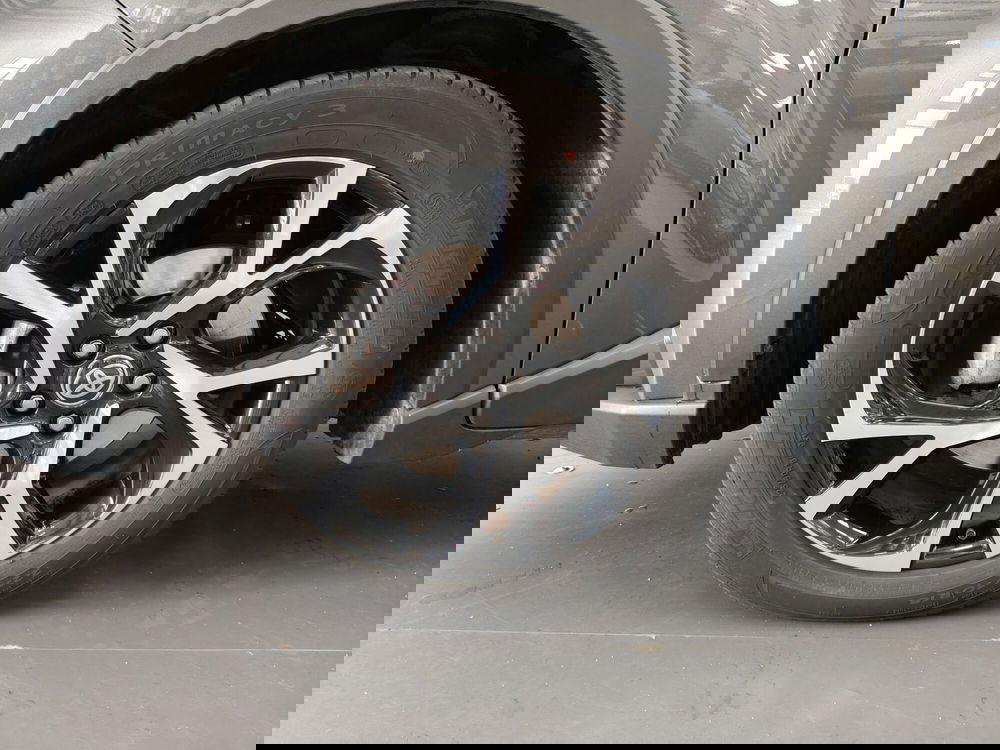 Toyota Toyota C-HR usata a Roma (17)