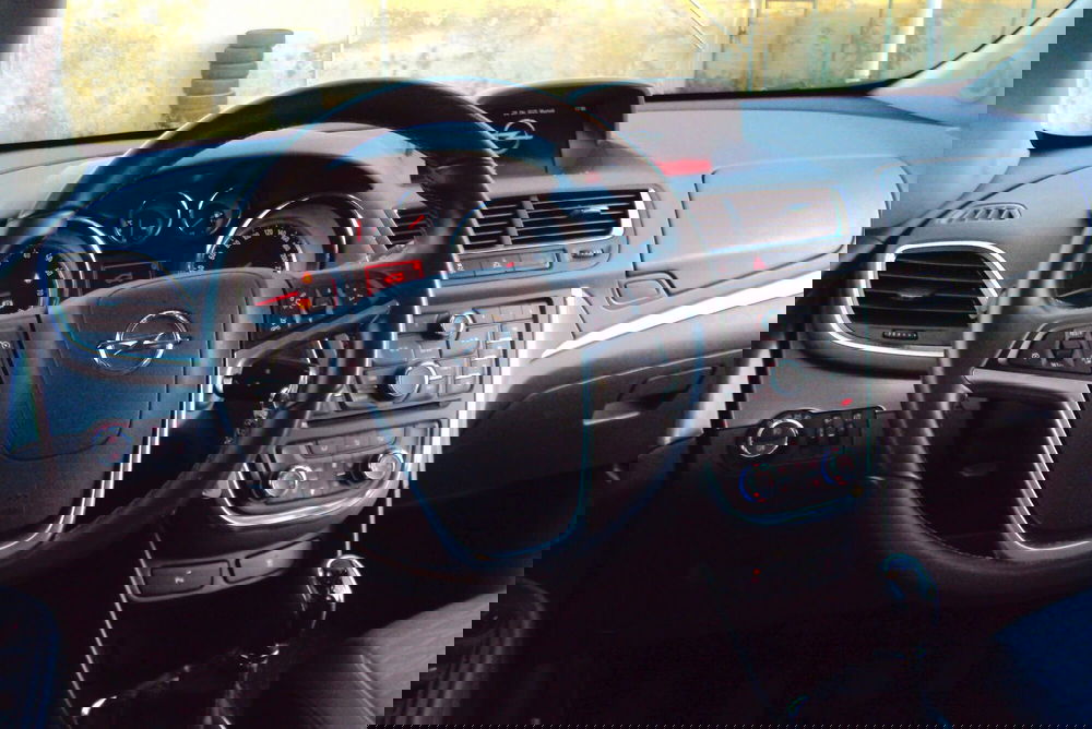 Opel Mokka usata a Bologna (10)