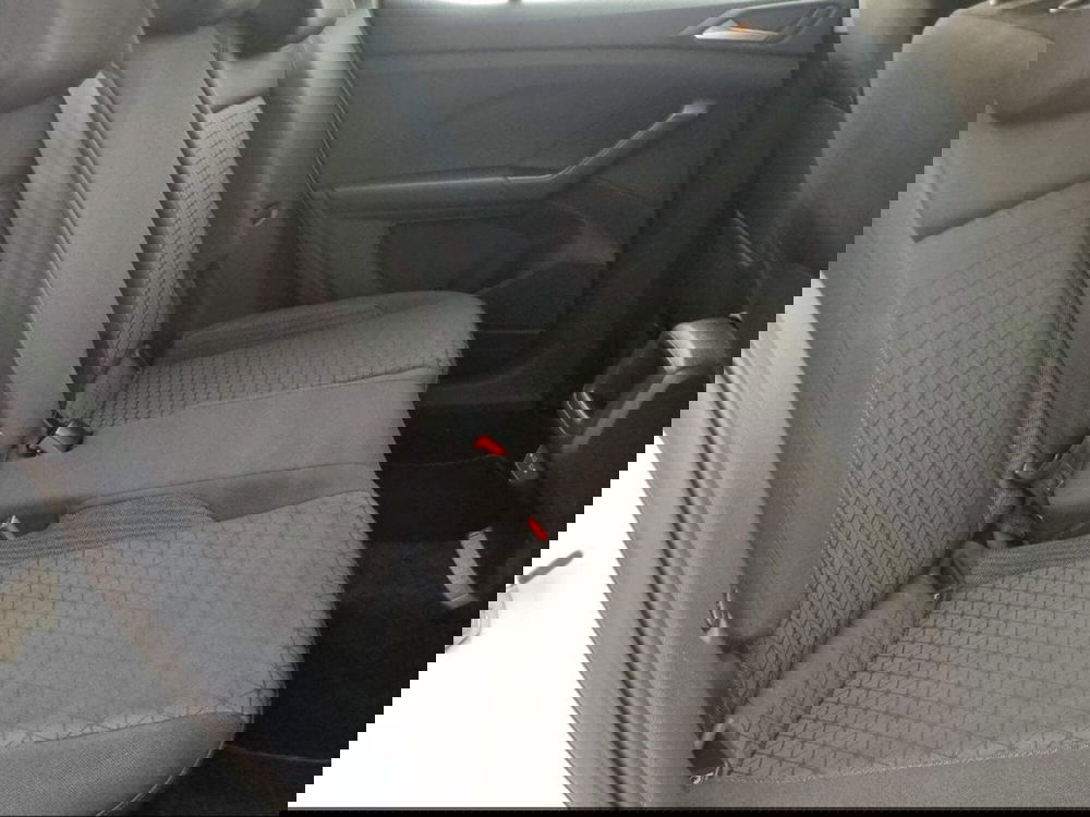 Volkswagen T-Cross usata a Livorno (11)