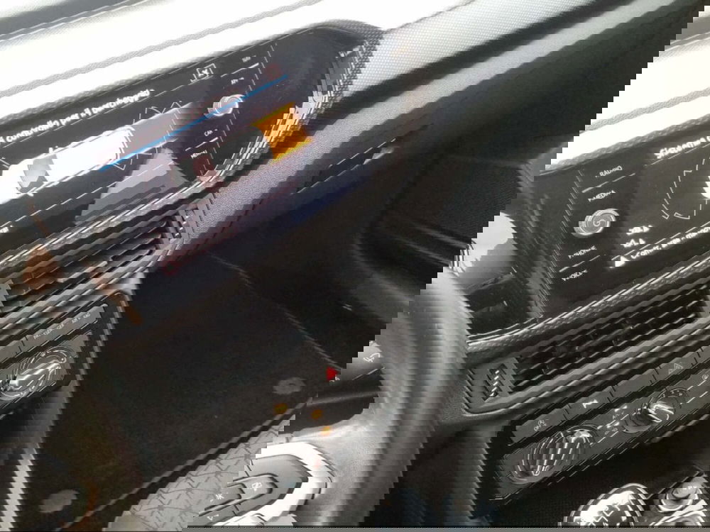 Volkswagen T-Cross usata a Livorno (14)