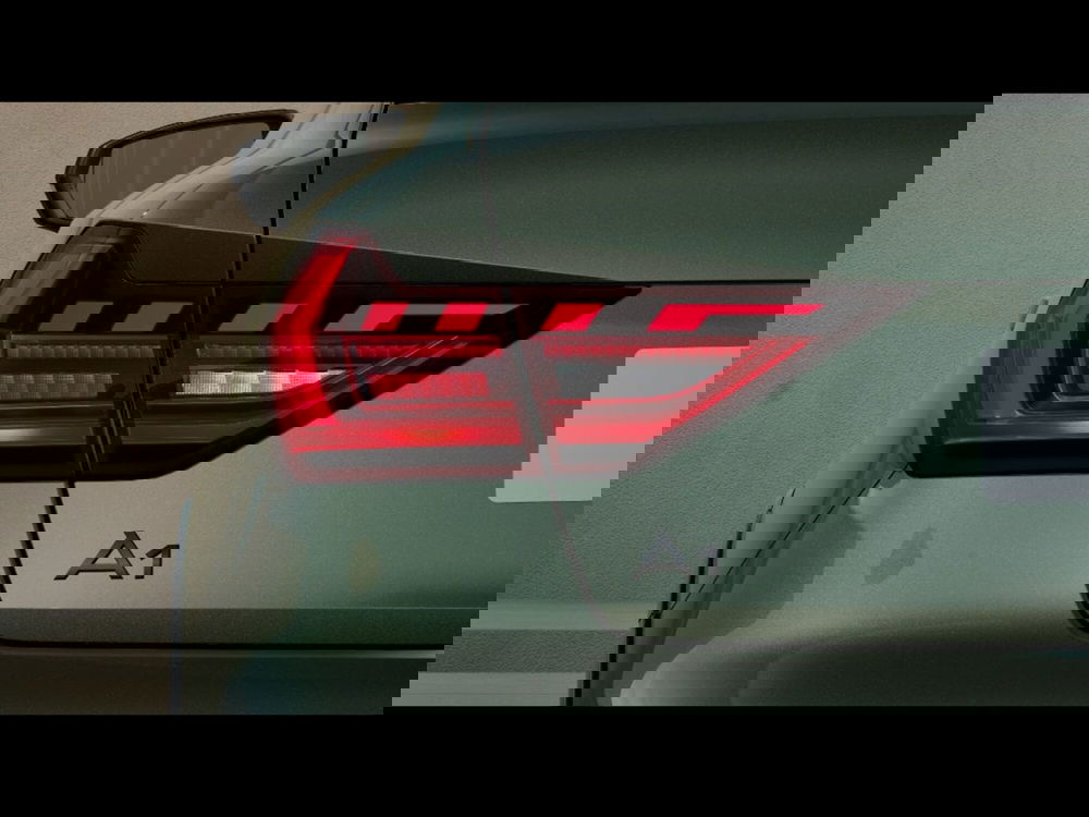 Audi A1 allstreet nuova a Livorno (7)