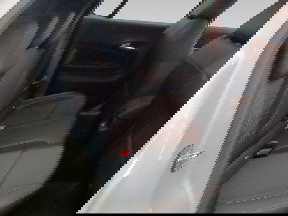 Jeep Avenger usata a Firenze (15)