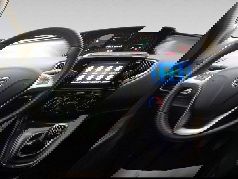 Lancia Ypsilon usata a Siena (11)