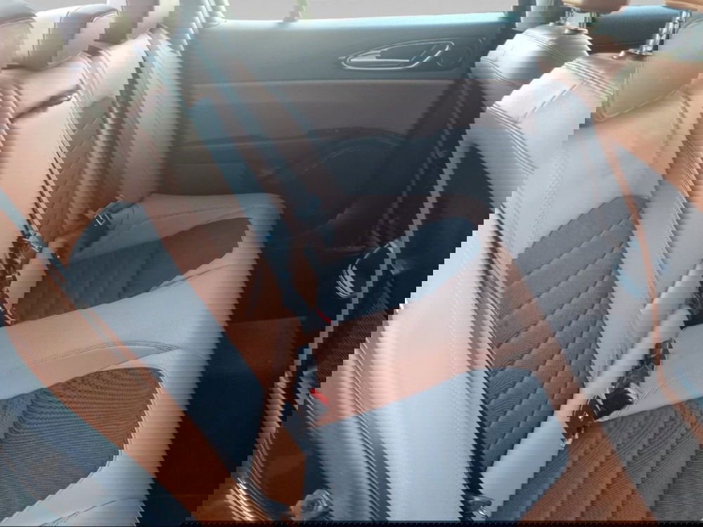 Alfa Romeo Giulia usata a Siena (11)