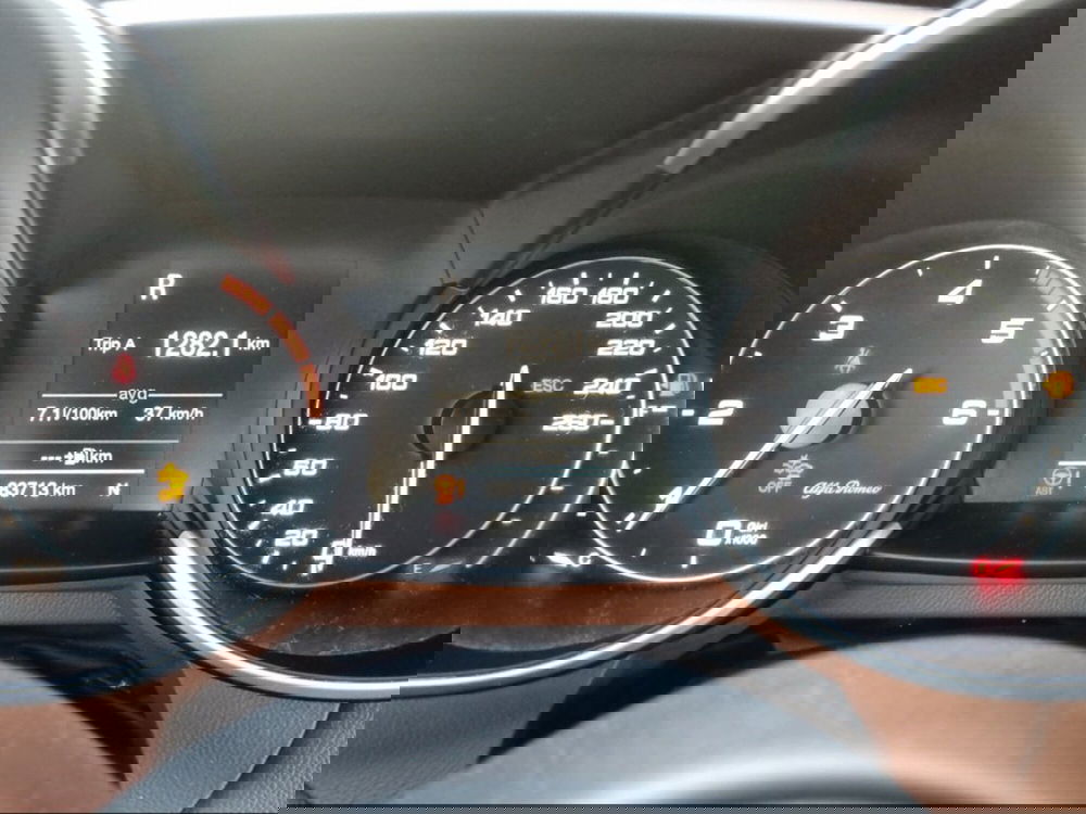 Alfa Romeo Giulia usata a Siena (7)